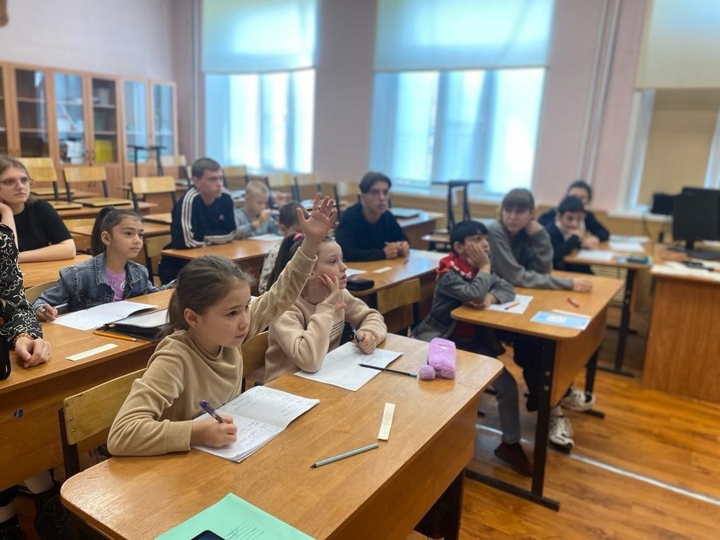 Открываем набор детей из ЛНР и ДНР в группу проекта «Общий язык»